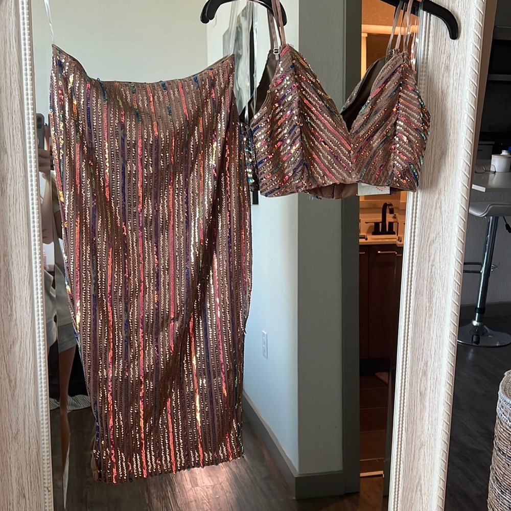 NWT Sequin skirt set